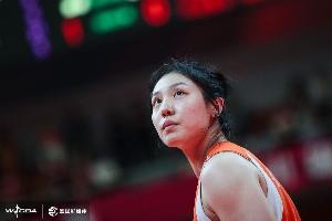 别学男篮啊!中国女篮本场罚球27中16 命中率只有59.3% 别学男篮啊!中国女篮本场罚球27中16 命中率只有59.3%