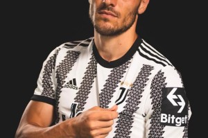 kaiyun.com-梁熙明：签下科斯蒂奇，尤文两翼都飞起来了