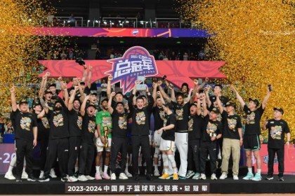 三年横扫三队完成三连冠！辽宁王朝正式落成